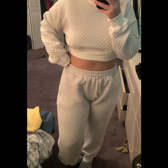 Missguided Other - White Quilted Sweatshirt And Joggers